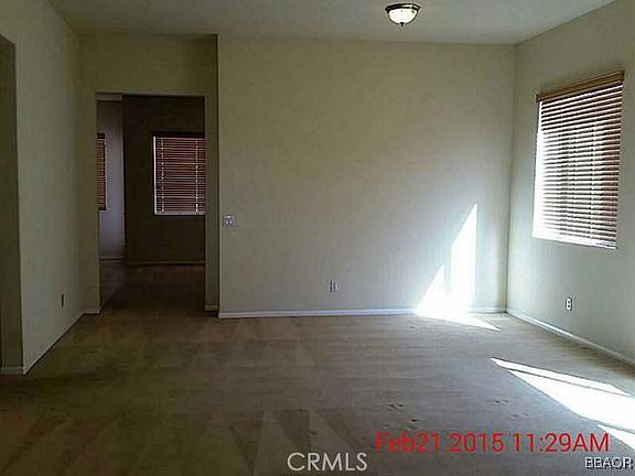 2nd image of 10825 Tumbleweed Apple Valley #Out
