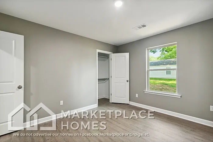 2102 Moss St — Photo 25