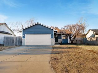 2221 S Rutledge St, Wichita, KS 67209