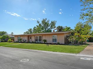 990 Bogey Ln, Longboat Key, FL 34228