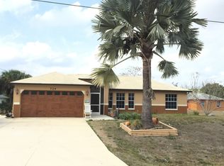 724 Rue Labeau Cir, Fort Myers, FL 33913