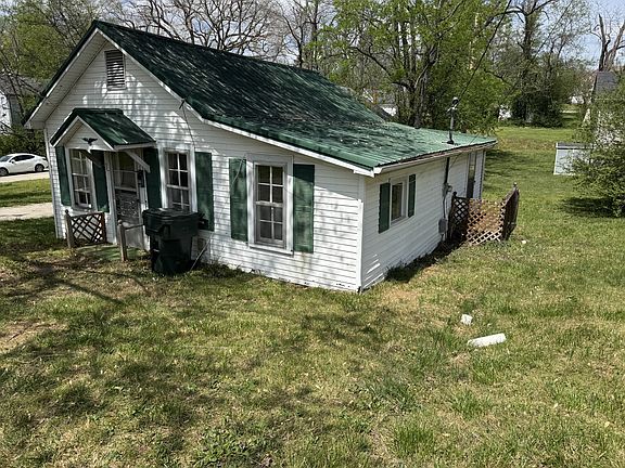 4th image of 501 W Chestnut St