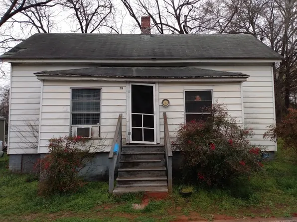 18 Copeland St, Laurens, SC 29360