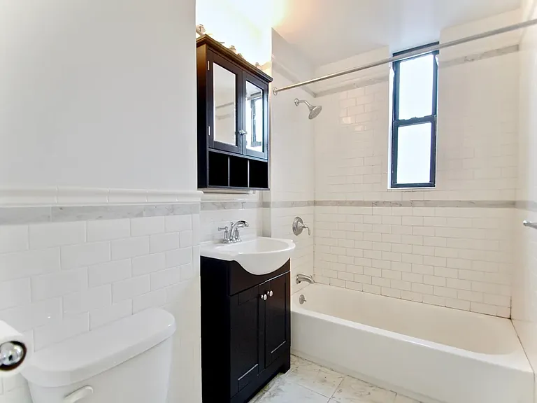 4101 Broadway #9B — Photo 6