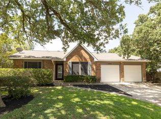 1214 Neal Pickett Dr, College Station, TX 77840