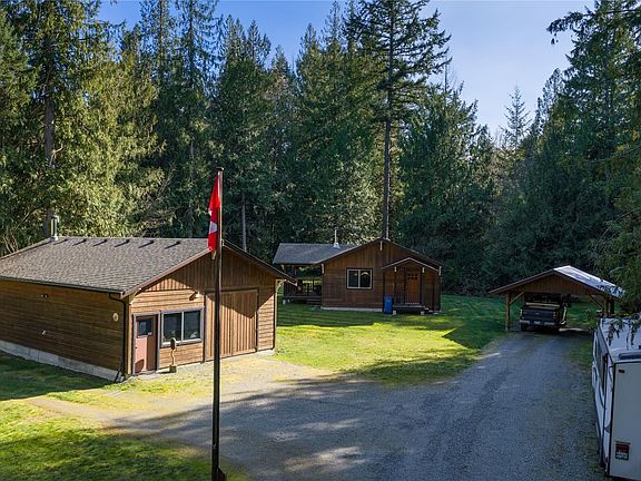 3rd image of 13475 Cedar Rd