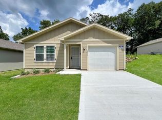 6913 College Ave, Kansas City, MO 64132