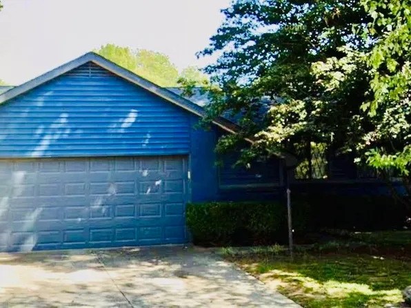 307 Fairmeade Rd, Saint Matthews, KY 40207