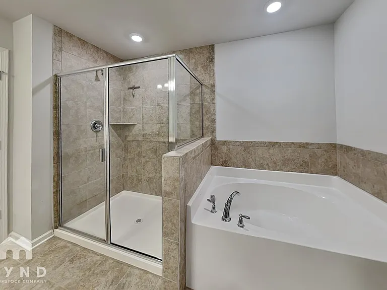 4247 Grapevine Loop #- — Photo 9