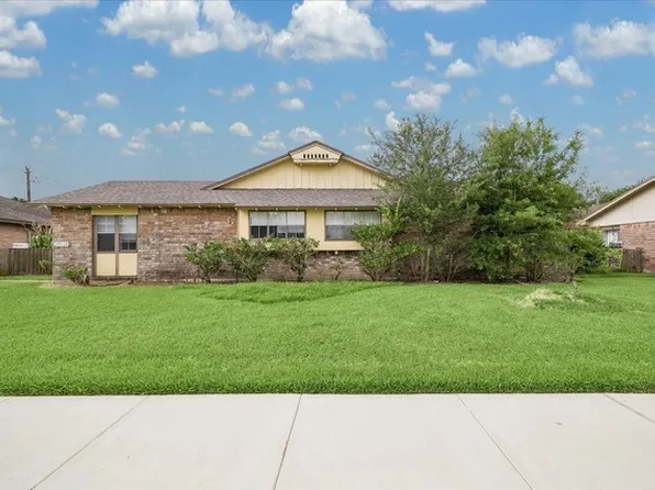 10424 Belfast Rd, La Porte, TX 77571