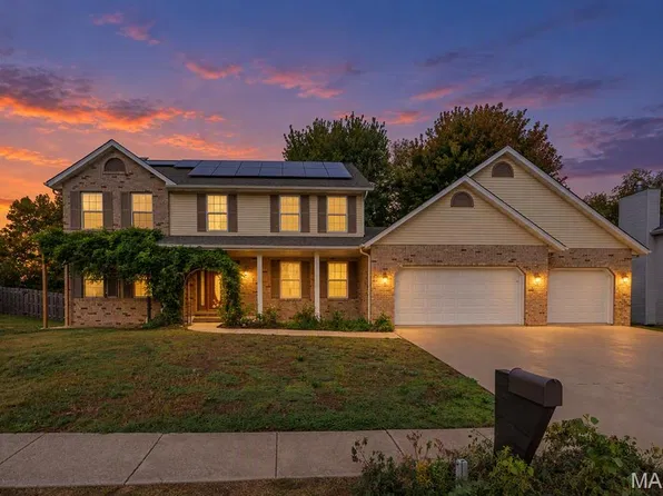 326 Fairwood Hills Rd, O'Fallon, IL 62269