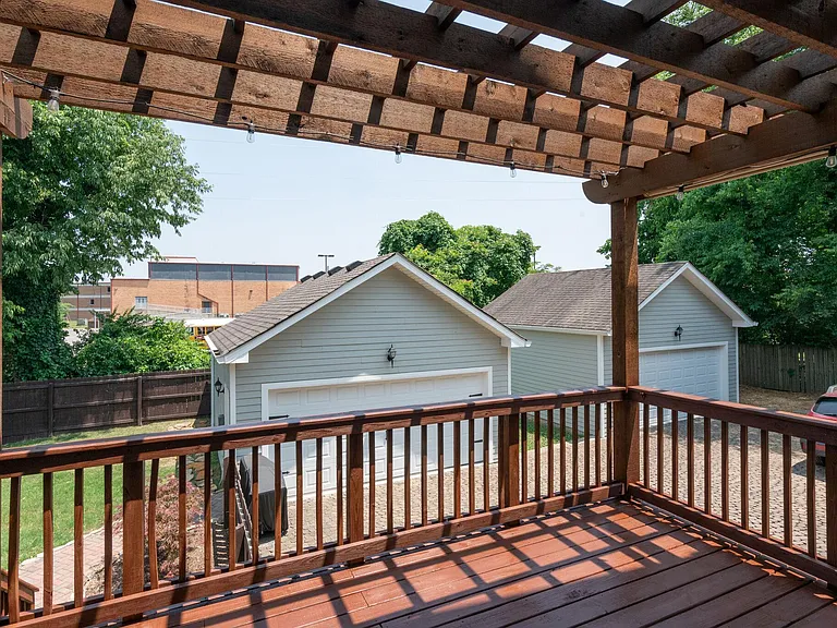 1811A Tammany Dr — Photo 21