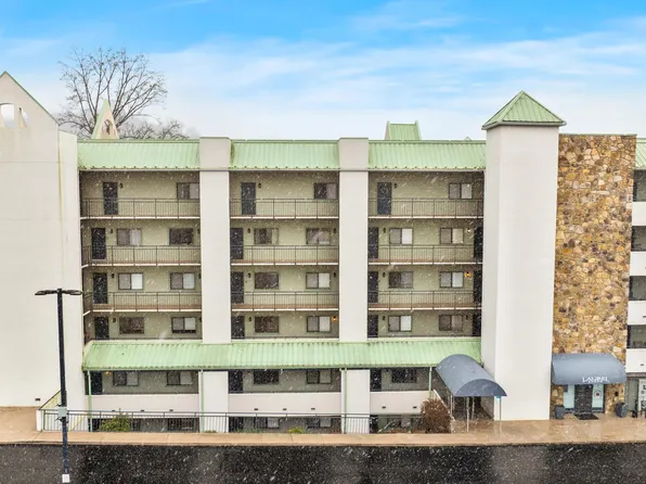 354 E Holly Ridge Rd Unit 301, Gatlinburg, TN 37738