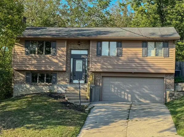 108 Scott St, Cleves, OH 45002