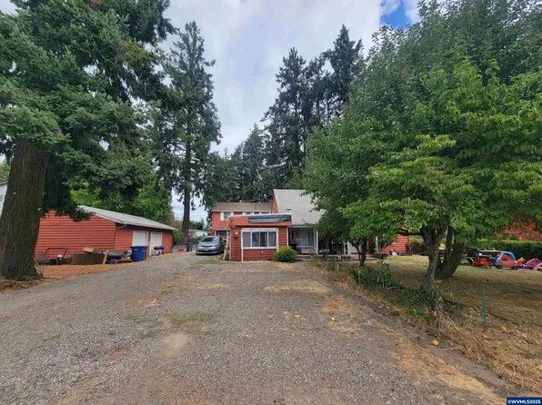 983-985 Bever Dr NE, Salem, OR 97303