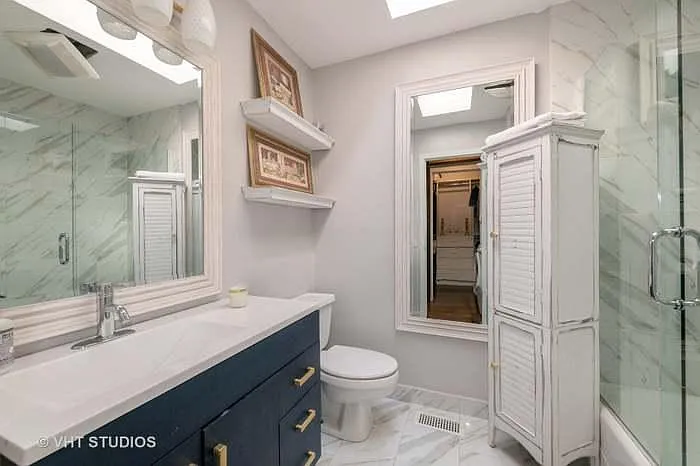 2 bed, 1100 sqft, $4,250 — Photo 4