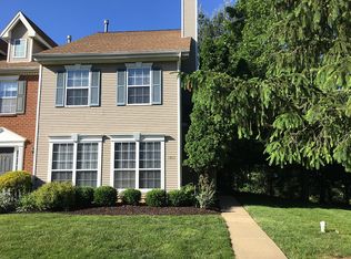 1957 Chancellor St, Hellertown, PA 18055