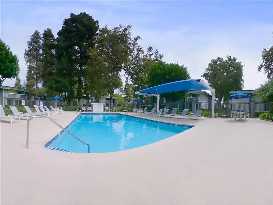 Briarwood Apartments