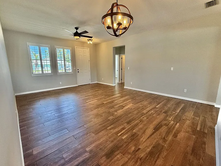 1453 Santa Anna St SE — Photo 6