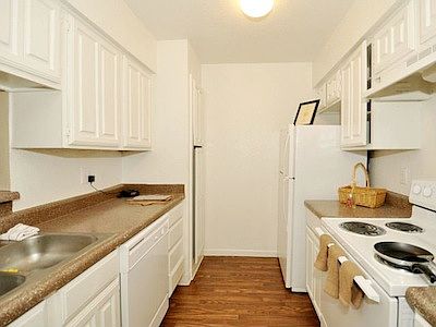3rd image of 22820 Imperial Valley Dr APT 192