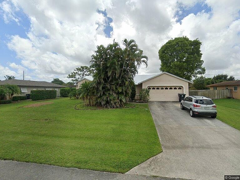 1st image of 13 W Plumosa Lane