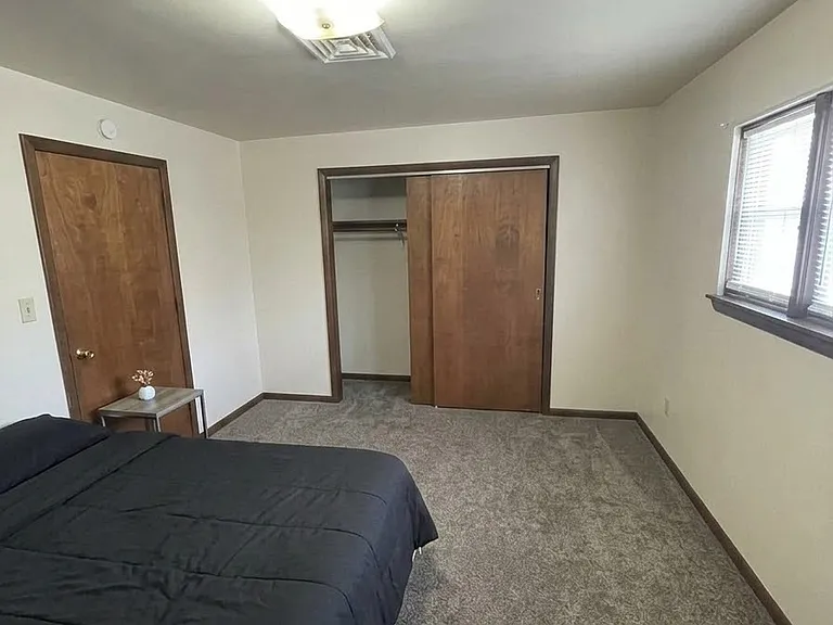 528 Saint Clair Ave #2A — Photo 7