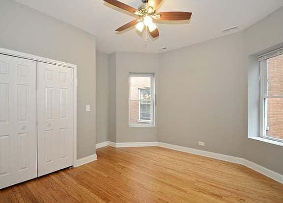 3rd image of 1655 N Humboldt Blvd #1F