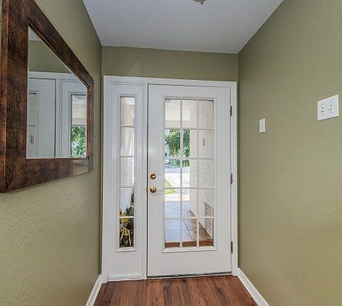 4th image of 259 Madeira Cir