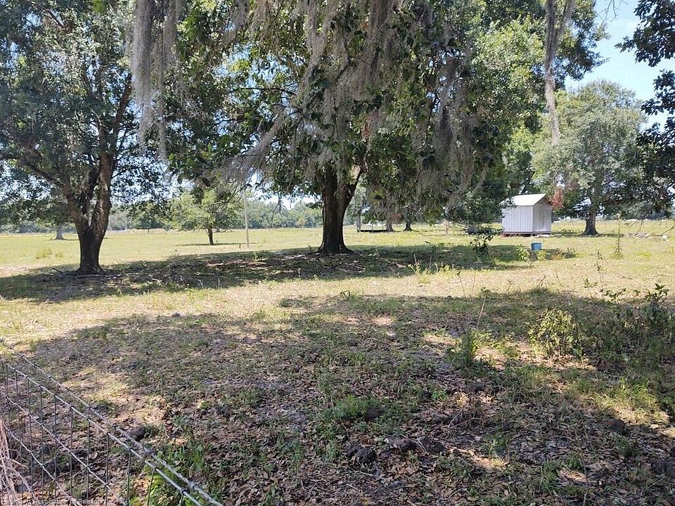 2nd image of 2271 Gilliard Farm Rd