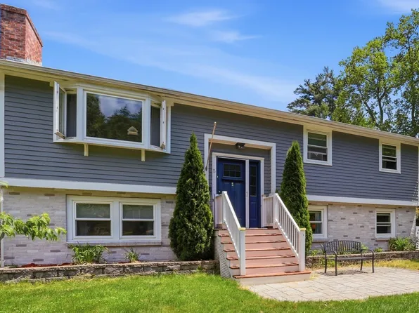 5 Berkley Street, Merrimack, NH 03054
