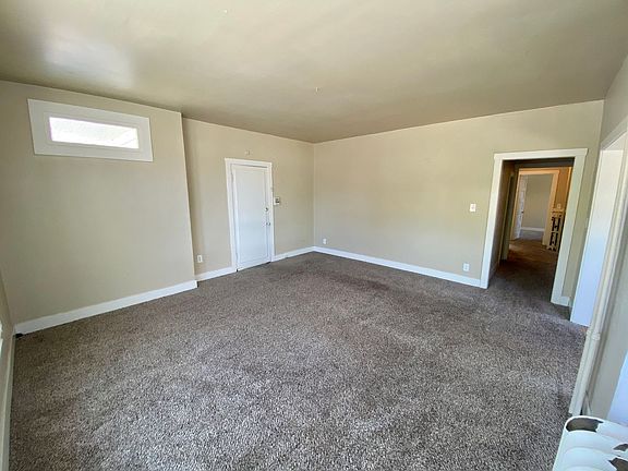 5th image of 1315 W Holly St APT 1