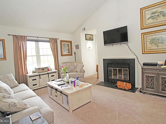 3rd image of 6126 Essex House Sq #B