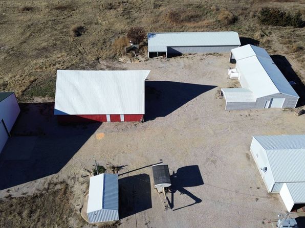 1275 Heritage Rd, Linn, KS 66953