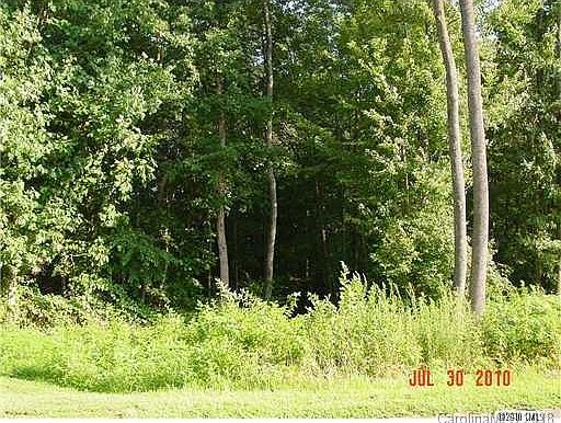 1st image of 123 Meadows Ct