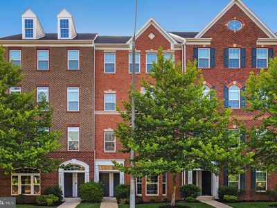 13671 Air And Space Museum Pkwy SUITE 11J, Herndon, VA, 20171