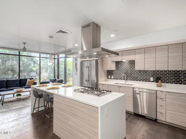 200 W PORTLAND Street #322, Phoenix, AZ 85003