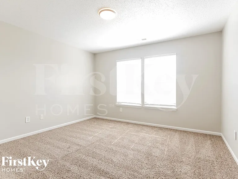 7126 Parklake Pl — Photo 11