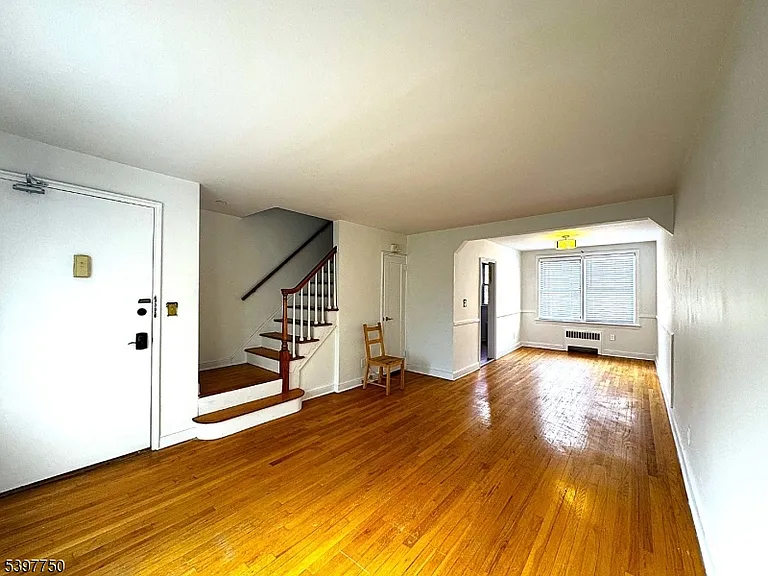176 Millburn Ave #22 — Photo 4