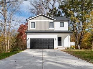 1231 E I St, Newton, NC 28658