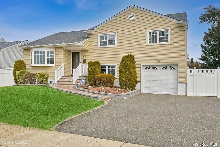 3701 Richard Lane, Wantagh, NY 11793 Zillow