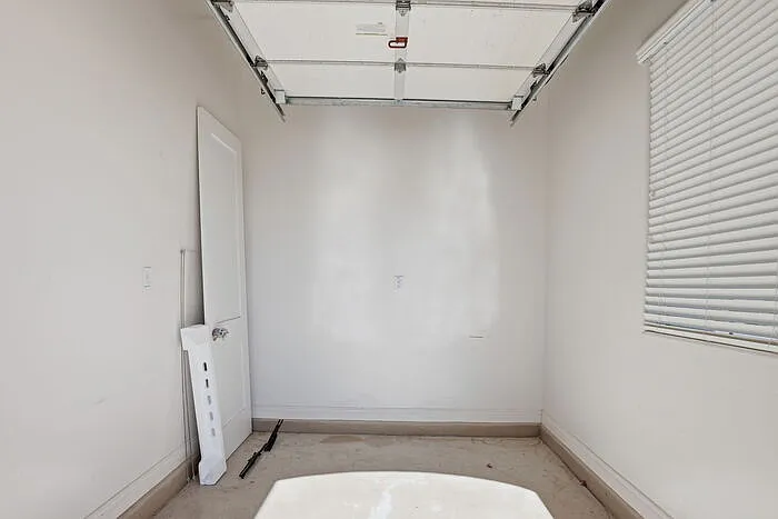 1589 E Vesper Trl — Photo 45