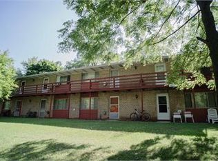 5710 Potter St APT 11, Haslett, MI 48840