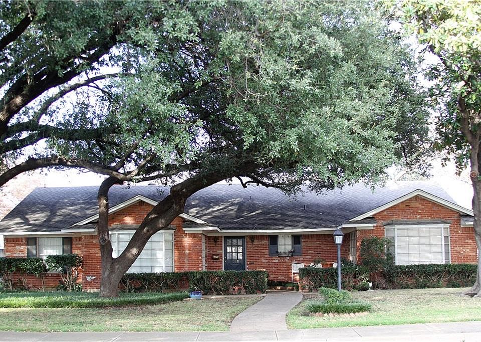 1st image of 3355 Camelot Dr