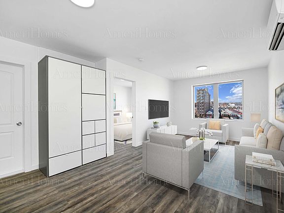 2nd image of 2843 Brighton 7th St #4B
