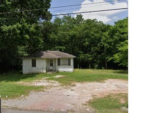 513 W Lake Dr, Bessemer, AL 35020