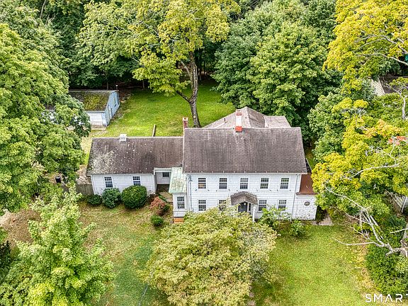 5th image of 475 Stratfield Road