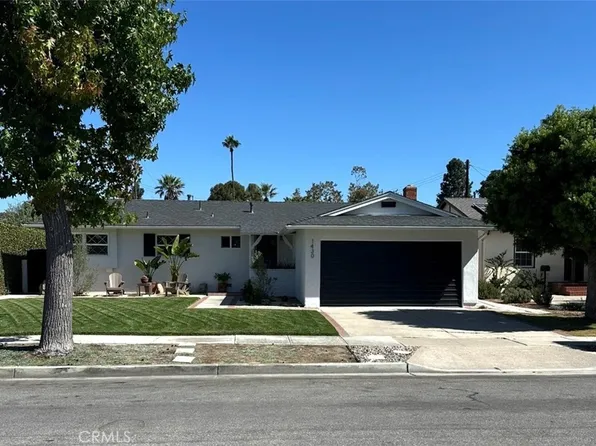 1430 Shamrock Ln, Costa Mesa, CA 92626