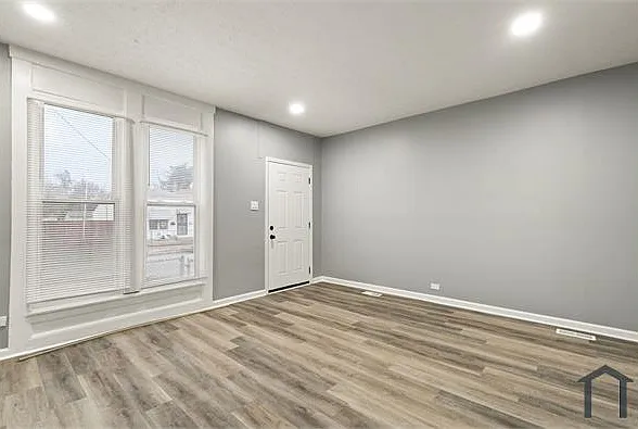 2222 Duncan St — Photo 7