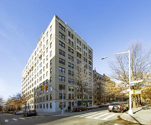 Sold by Compass | media 13