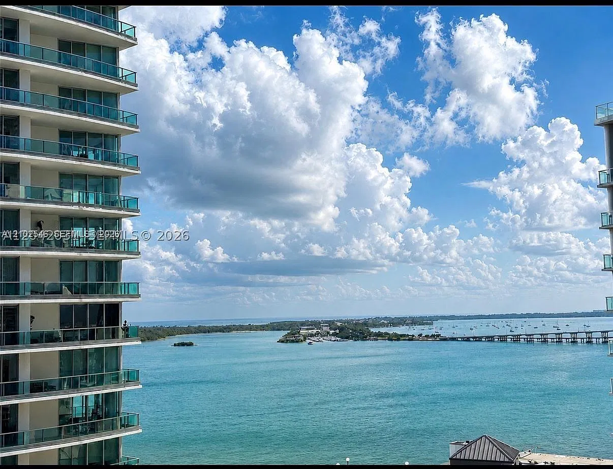 Brickellhouse Condo — Photo 1